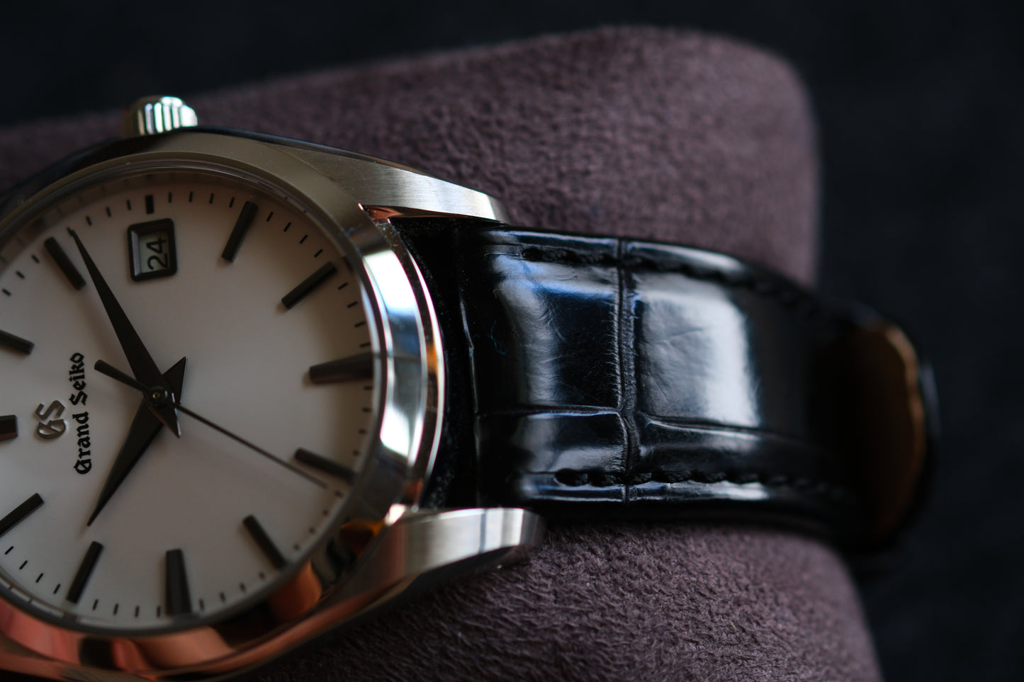 Grand Seiko SBGX295 9F62-0AB0 Discontinued JDM Dark Gray Markers and Hands Excellent Condition Full Box Limited Card