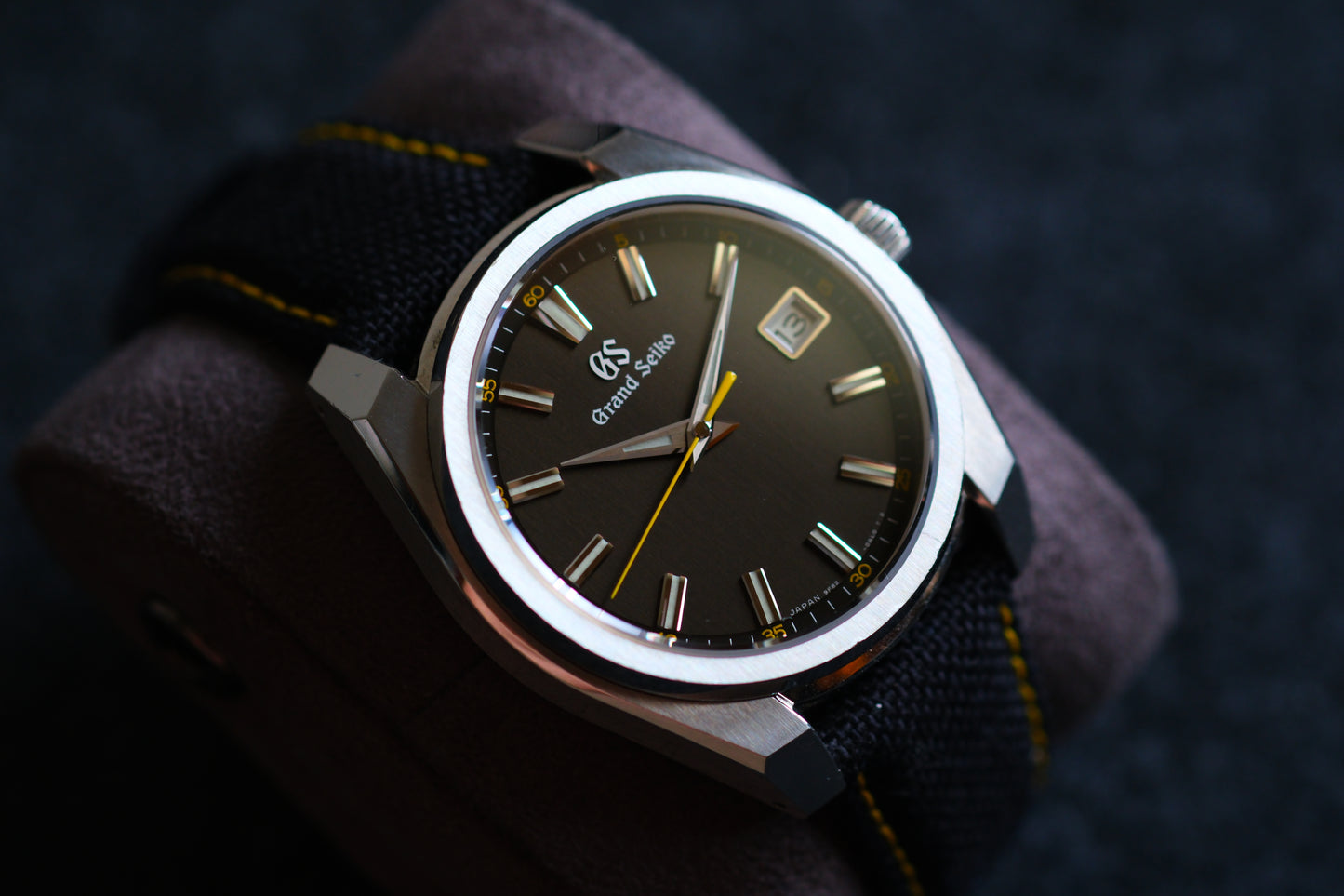 Grand Seiko SBGV243/9F83-0AL0 Sport Collection Black Yellow Dial Good Condition Full Box Paper