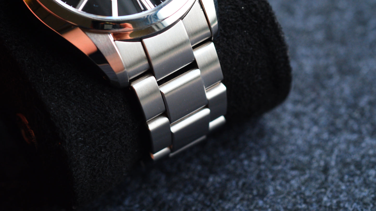 Grand Seiko SBGR309 9S68-00B0 Heritage new GS Logo Version Black Dial Good Condition