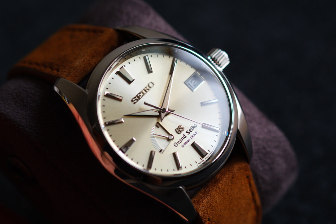 Grand Seiko SBGA001 9R65-00A0 Spring Drive Champagne Dial Excellent Condition