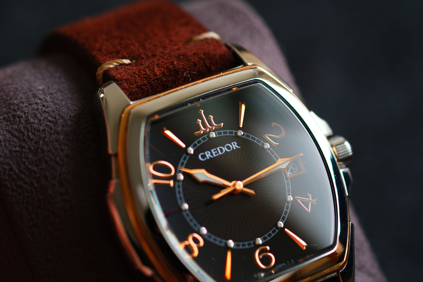 Credor Tonneau GCAX970 8J82-0AE0 Pacifique 18K Bezel Brown Dial Excellent Condition