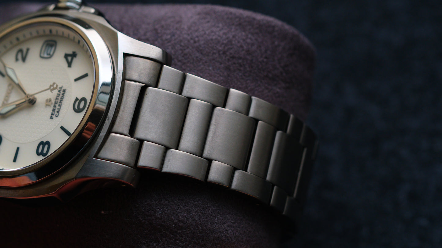 Seiko Bright Full Titanium SAGM007 HAQ Pepetual Calendar Two tone White Dial | Excellent Condition| Movement Serviced