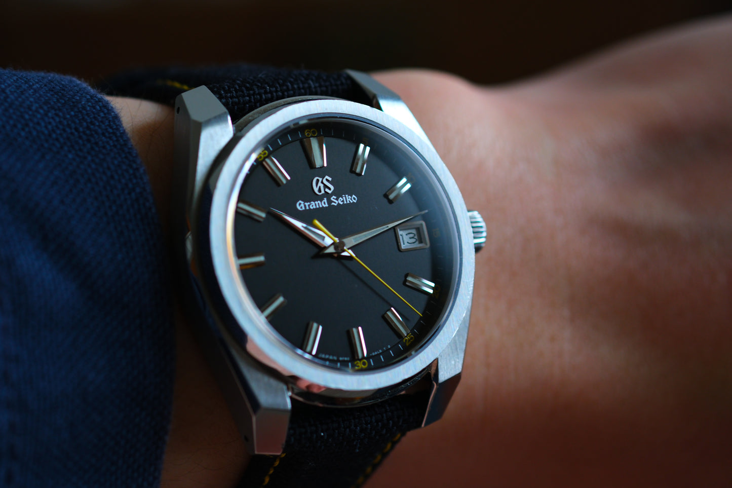 Grand Seiko SBGV243/9F83-0AL0 Sport Collection Black Yellow Dial Good Condition Full Box Paper